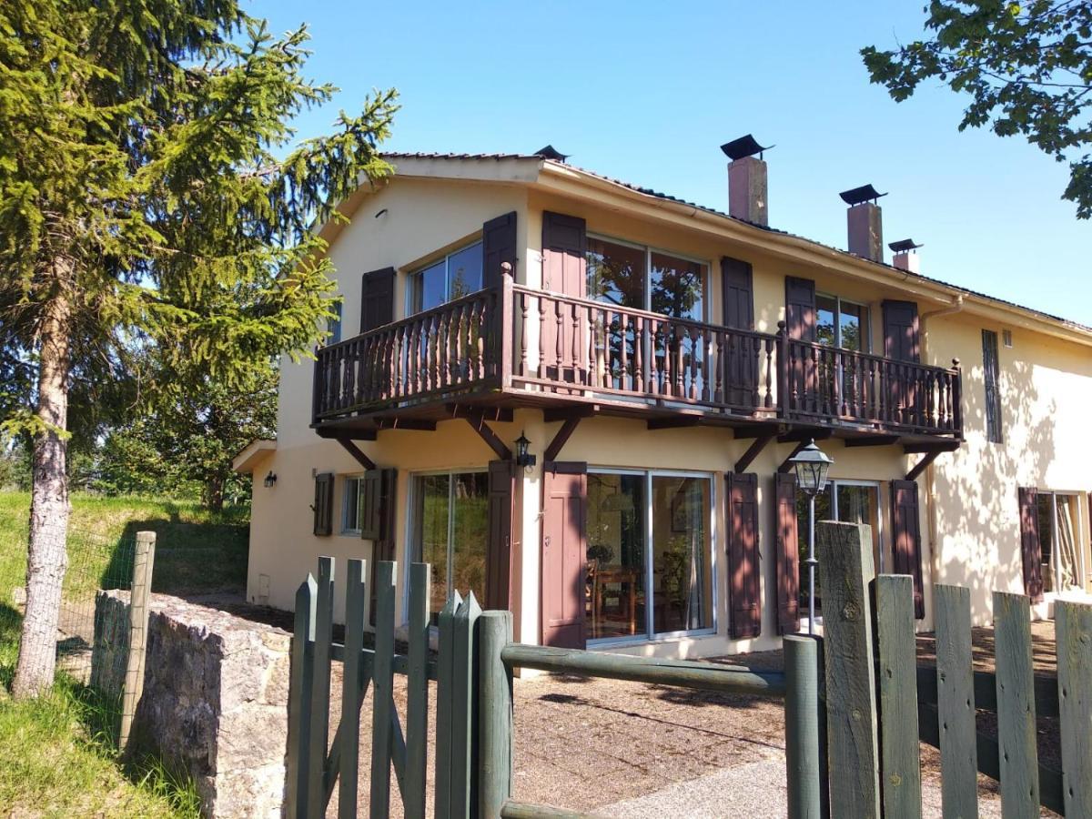 Гостевой дом Casa Oriental Сереседа Экстерьер фото